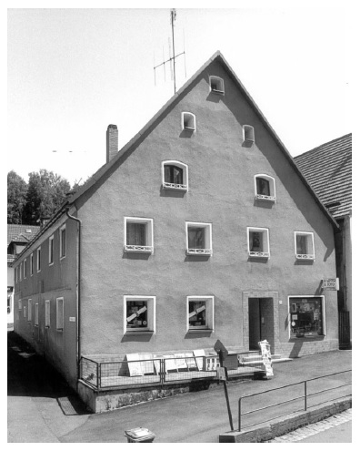 http://www.heimatverein-betzenstein.de/Haeusergeschichte/Betzenstein/AlteNr23/Heckel.jpg